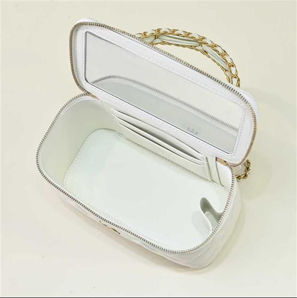 2026131222426810 570